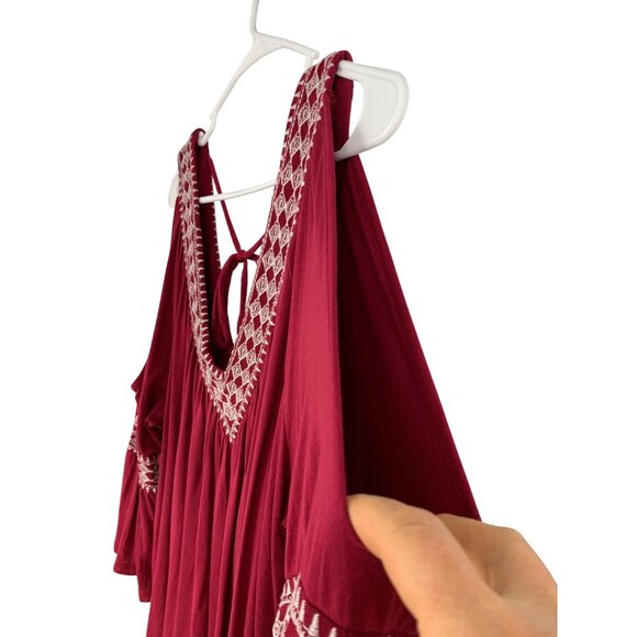 Simply Emma 2X Red Cold Shoulder Bell Sleeve V-Neck Embroider Tunic Top RW10334 - Picture 7 of 10